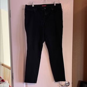 Faded Classic Black Women’s Jeans